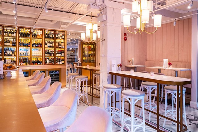 Toronto Restaurants Perfect For Your Office Holiday Party