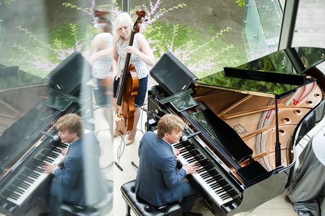 Wei + Jim's Chic Wedding at the Royal Conservatory of Music