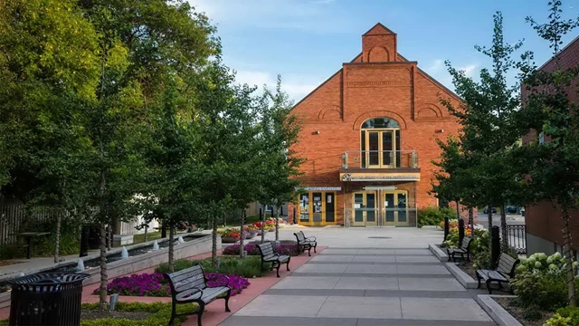 Historic Venues: 19 on the Park 1