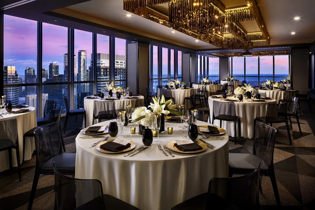 Hotels: Bisha Hotel Toronto 11
