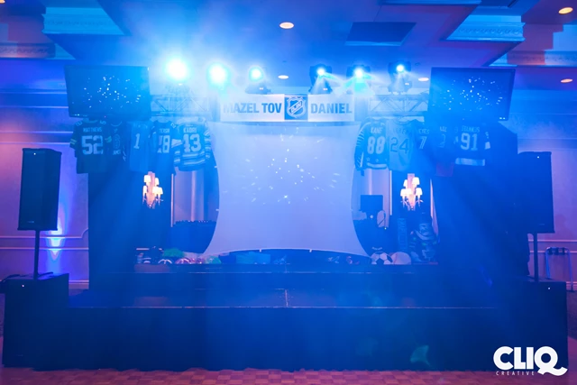 Disc Jockey's / DJs: Bounce Entertainment 14