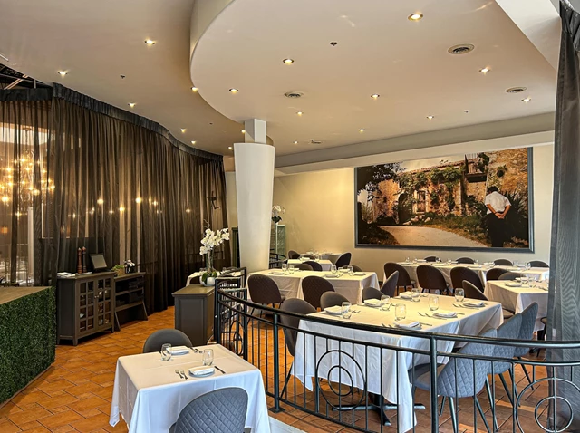 Restaurants: Castello Ristorante & Event Centre 13