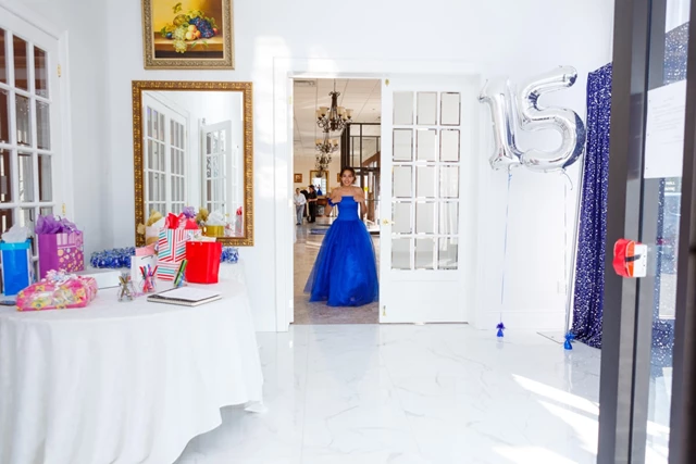Banquet Halls: Crystal Grand Banquet Hall 8