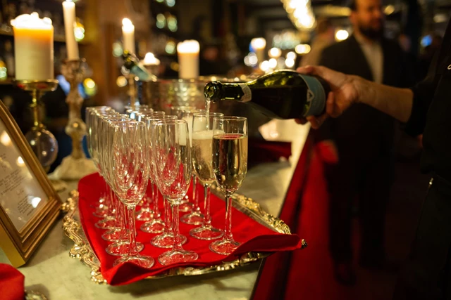 Restaurants: MY HOUSE Lounge & Events 15