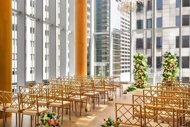 Hotels: Shangri-La Hotel, Toronto 7