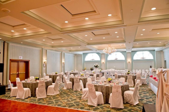 Banquet Halls: The Waterside Inn 32