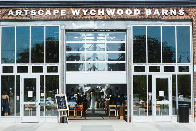 Special Event Venues: Wychwood Barns 23